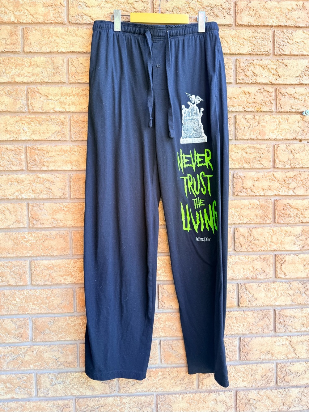 4/$25 • Beetlejuice “Never Trust The Living” Lounge Pants